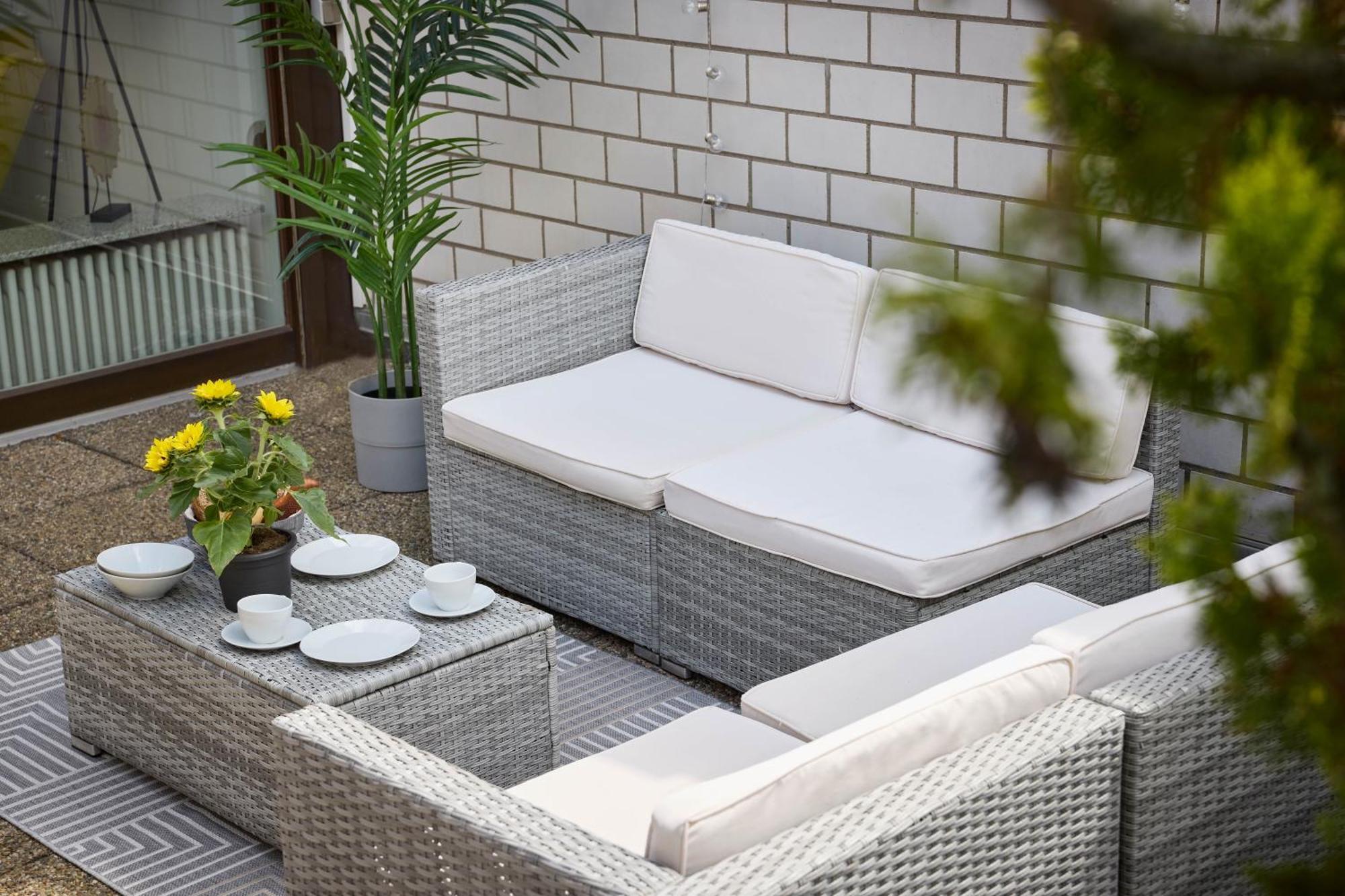 Idee Living: Penthouse Apartment Mit Parkplatz ไวน์ไฮม์ ภายนอก รูปภาพ